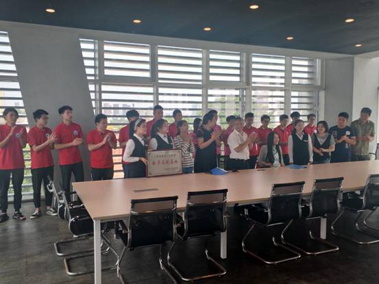 1527577171295628.jpg 微信图片_20180528165931