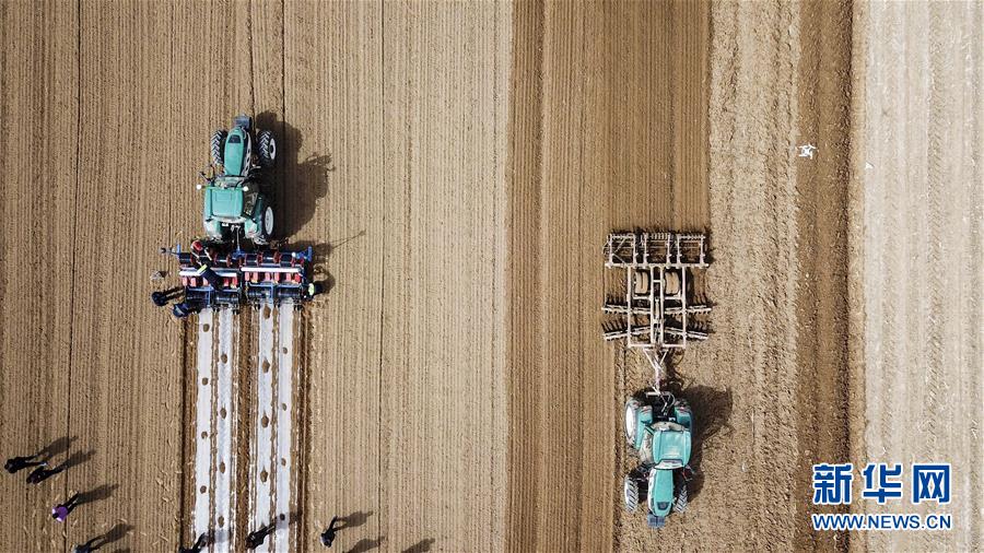 1522115539133850.jpg (新华全媒头条·习近平新时代中国特色社会主义思想在基层·改革发展新气象·图文互动)(3)改革创新潮涌动 激活发展新引擎