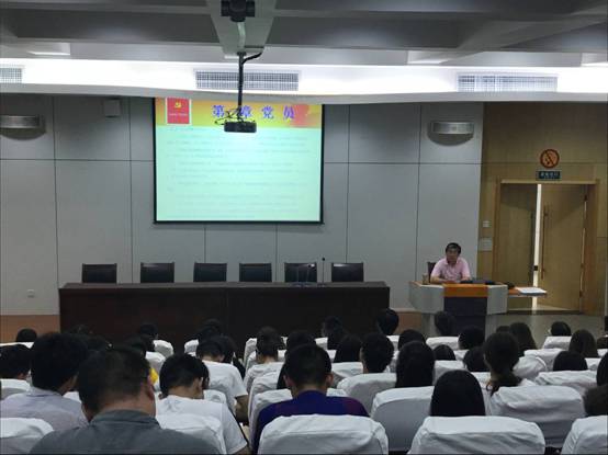 1528681333113887.jpg 万校长讲党课