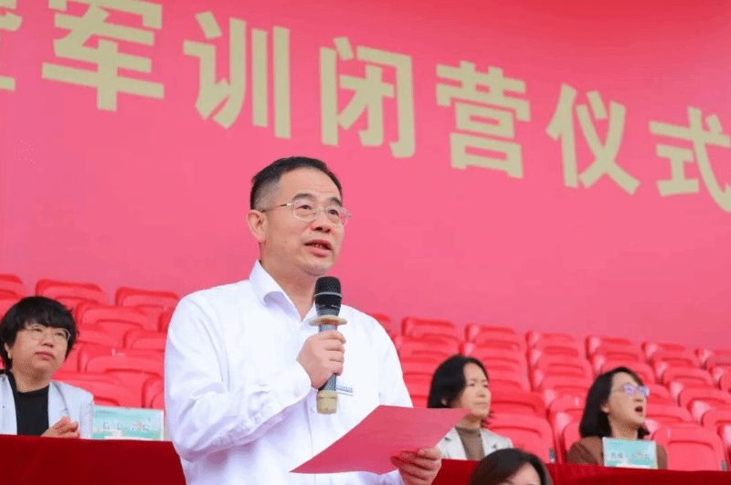 21580